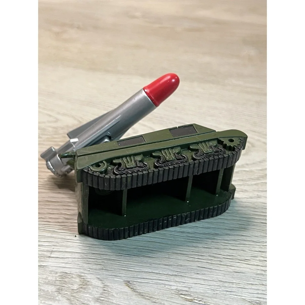 Vintages 1989 Majorette Sonic Flashers military tank with a missile launcher